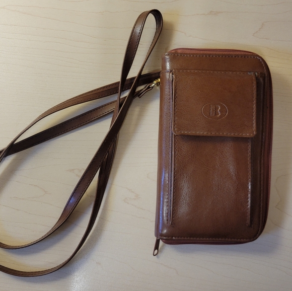 Minimalist crossbody bag, brown leather - Picture 1 of 8